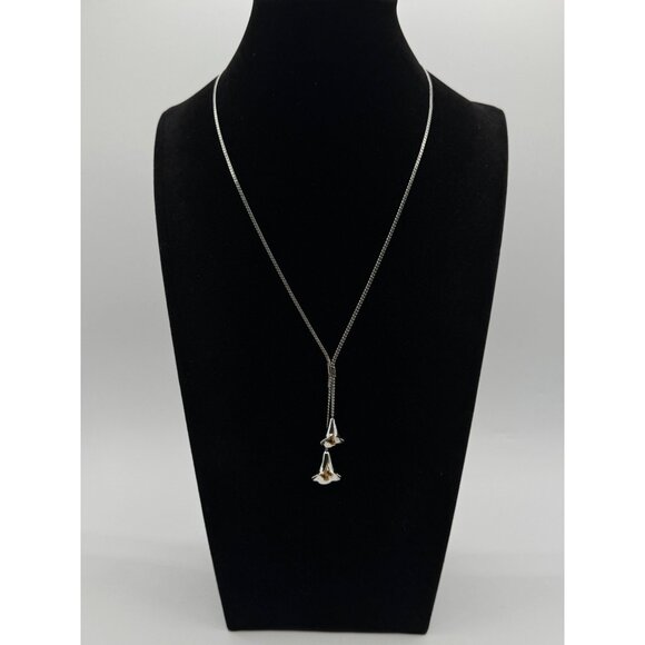 Vintage Avon Lily Bell Flowers Necklace - Picture 1 of 6